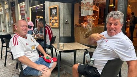 Hinchas ingleses en Bilbao: «Probaremos los pintxos antes del partido»