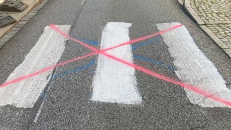Posse um Schulbeginn in Dresden - Ein Zebrastreifen kam – und wurde gestrichen