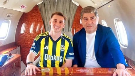 Kerem Aktürkoğlu'nun Fenerbahçe transferi resmen açıklandı