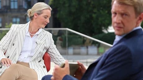 Lärm-Protest beim Weidel-Interview – „Ich frage mich, warum die Polizei nicht eingegriffen hat?“