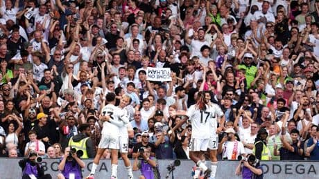 Man Utd remain winless after Emile Smith Rowe equaliser earns Fulham a point