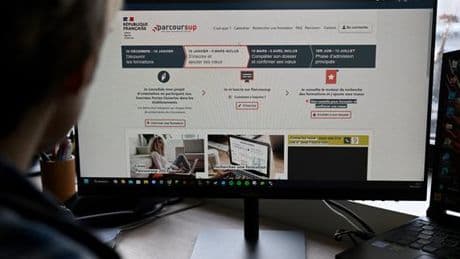 Parcoursup : le gouvernement veut conditionner l’accès de l’enseignement supérieur privé pour réduire les « dérives »