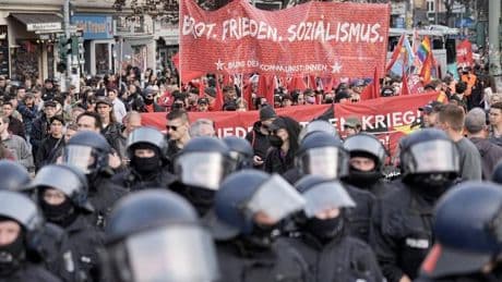 Gaza wieder bestimmendes Thema bei Mai-Demonstration – Polizei warnt vor Störungen