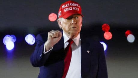 «Vous n’avez encore rien vu» : quelles mesures Donald Trump réserve-t-il encore pour la suite de son mandat ?