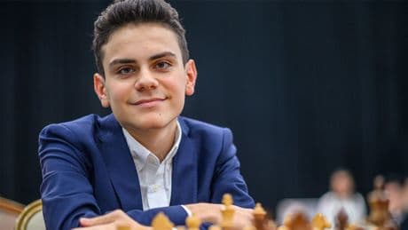 Ediz Gürel'den satrançta tarihi başarı!