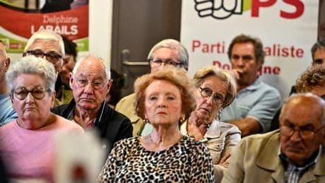Congrès du PS : les militants choisissent leur premier secrétaire entre Olivier Faure et Nicolas Mayer-Rossignol