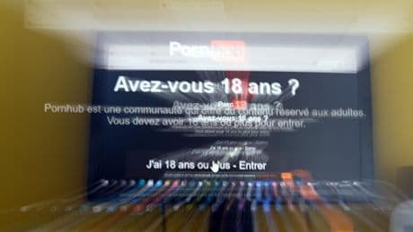 Pornographie : les sites Youporn, Pornhub et Redtube suspendent leur accès en France