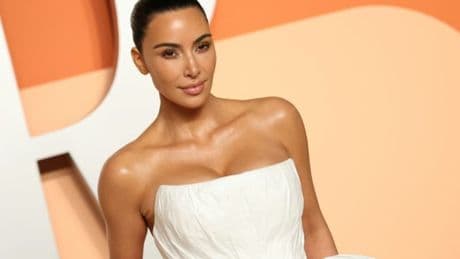 Kim Kardashian obtient son diplôme de droit, un pas de plus vers son rêve de devenir avocate