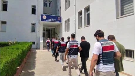 Sahte ilan yayınlayanlara operasyon: Gözaltılar var!