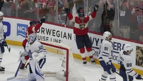 Leafs lament second-period lapse in Game 3 loss