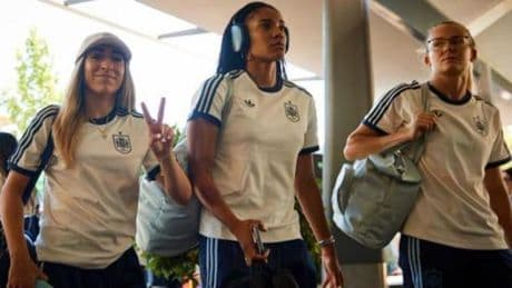 España ya está en Berna para su estreno en la Eurocopa ante Portugal