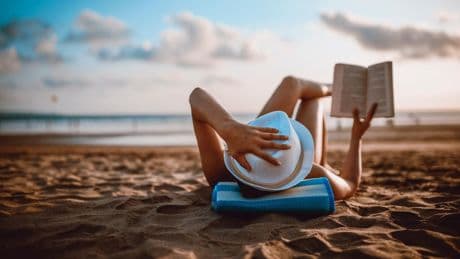 Buchtipps der Redaktion: Welche Bücher kann ich im Sommer 2025 lesen?