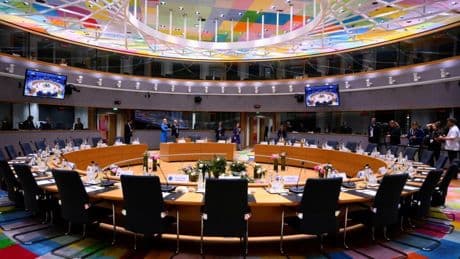 Réuni en sommet, le Conseil européen en ordre dispersé sur l'Ukraine et sur Gaza