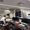 Beelden tonen hoe personeel deur van kantoor barricadeert tijdens schietpartij in wolkenkrabber New York