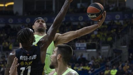 Saras podría perder al exazulgrana Nigel Hayes-Davis: le salen opciones en la NBA