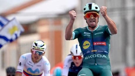 Tour d’Espagne : Mads Pedersen interrompt la domination d’UAE Team Emirates XRG ; Jonas Vingegaard conserve le maillot rouge