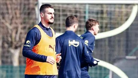 Şampiyonlar Ligi ekibinden Fenerbahçeli Mimovic'e kanca!