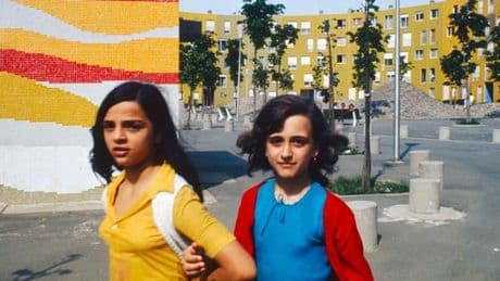 Au Musée de l’immigration, l’exposition « Banlieues chéries » remet la périphérie au centre