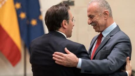 Albares alerta de que la solución de dos Estados, Israel y Palestina, está cerca de ser "imposible"