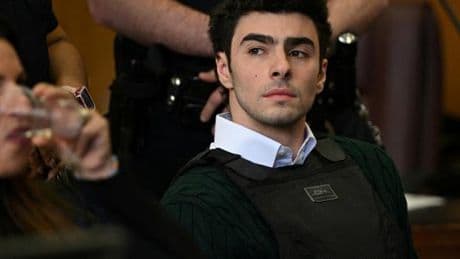 Etats-Unis : Luigi Mangione, tueur présumé d’un patron d’assurance santé, conteste la demande de peine de mort à son encontre