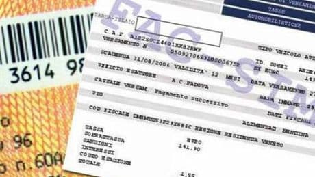 Salvini rilancia l'abolizione del superbollo: cosa ha detto