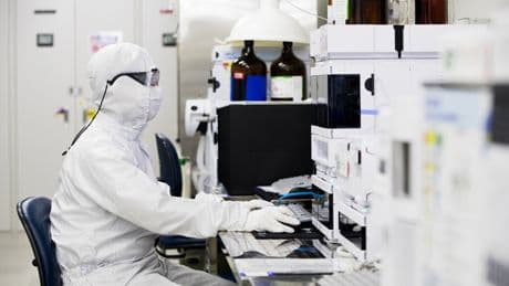 Intel planea meterse de lleno en el mercado en el que la surcoreana SK Hynix se ha hecho rica: las memorias para IA
