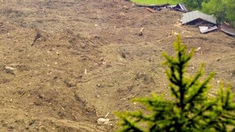 Schweiz: Gewaltiger Gletschersturz verschüttet das Dorf Blatten