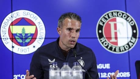 Robin van Persie'den Fenerbahçe maçı öncesi açıklama: Tur şansımız %50