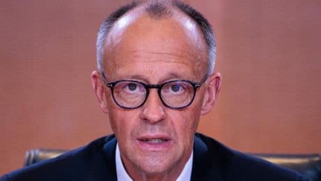 Merz kritisiert US-Regierung für „absurde Betrachtungen“ auf Deutschland und AfD