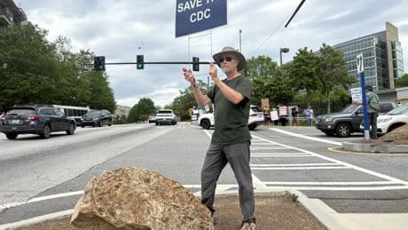 Former CDC staff warn of "a five alarm fire"