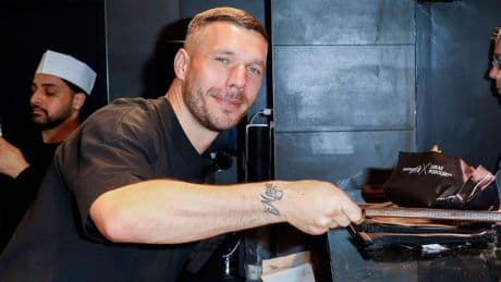Lukas Podolski: Nächster Döner-Laden schließt – das ist der Grund
