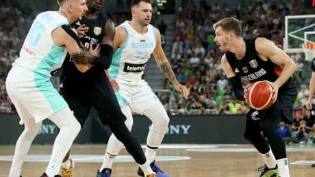 Deutsche Basketballer vor der EM: Es knarzt und quietscht, aber Theis kehrt zurück
