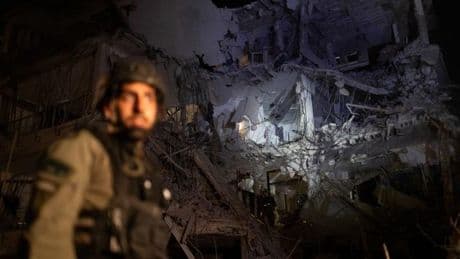 Irans Raketen: "Der Beschuss von Wohnvierteln ist eine neue Stufe"
