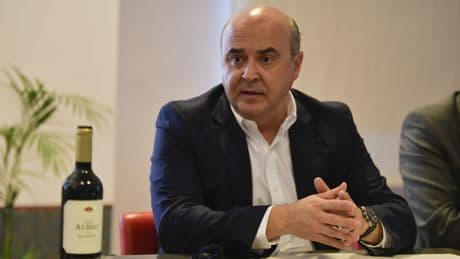 Félix Solís: "Estamos interesados en comprar otras marcas"