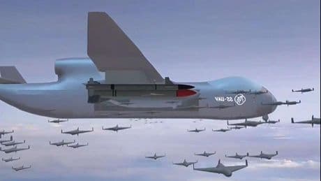 Así es el impresionante dron nodriza de China: desplegará un enjambre de más de 100 microdrones con explosivos