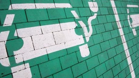 Grüne und CSU: Omid Nouripour schreibt Brief an Markus Söder – Kampf ums Auto
