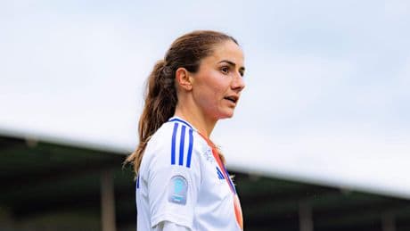 Oranje Leeuwin Daniëlle van de Donk (33) geeft jawoord aan Australische teamgenote