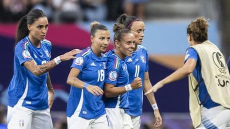 <p>Italia femminile, la sconfitta con la Spagna &egrave; indolore: azzurre ai quarti!</p>