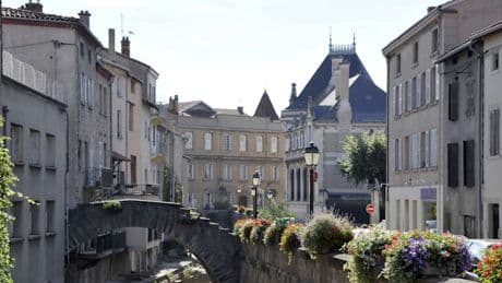 Diese Stadt in Frankreich verkauft Häuser für einen Euro