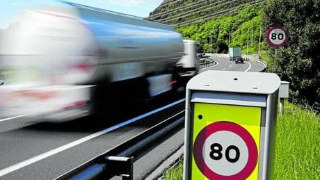 Euskadi impone casi 40.000 multas de velocidad de dudoso cobro a extranjeros
