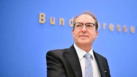Internetkriminalität: Dobrindt will IP-Adressenspeicherung zeitnah einführen