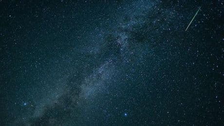 Höhepunkt des Meteorschauers: Sternschnuppen am Himmel: Aussichten für Südwesten sind gut