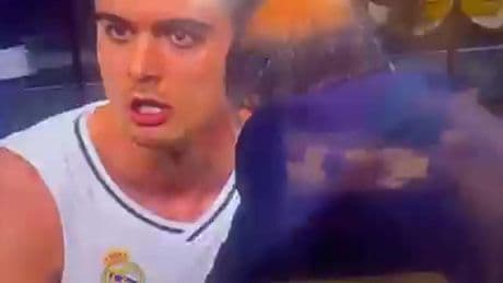 El enorme cabreo de Abalde con Musa: "Que baje a defender, me cago en Dios"