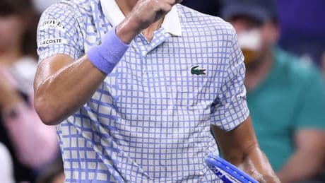 "È in pieno esaurimento nervoso": Becker attacca Medvedev