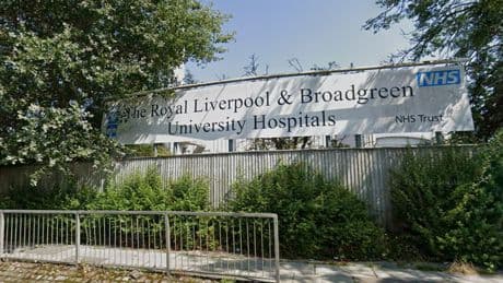 Doctor who praised Hitler allowed back to work