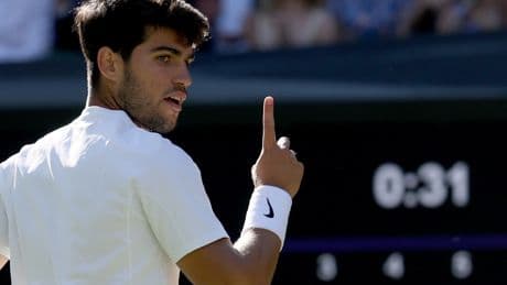 Masterclass de Alcaraz ante Norrie... y vuela a semifinales igualando a Manolo Santana