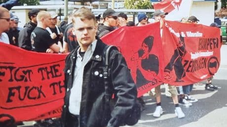 Ex-Neonazi im stern-Gespräch: Man nannte ihn "Hitler von Köln". Heute warnt er vor dem, der er war.