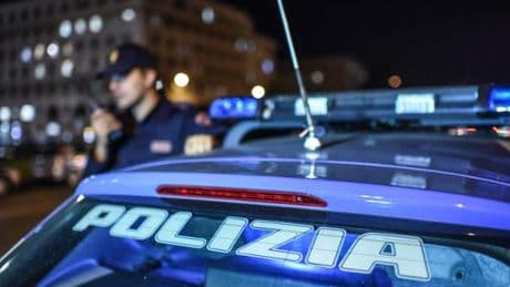 Spacciava droga confezionata nella sua cameretta, arrestato 18enne a Genova
