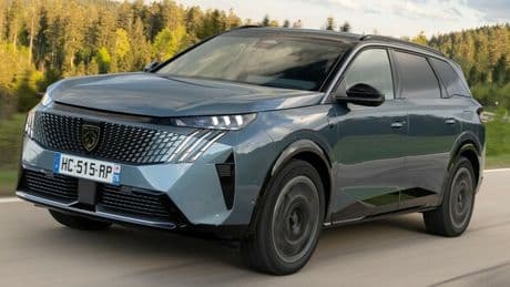 Peugeot E-5008 Dual Motor, il D-Suv per la famiglia diventa a trazione integrale