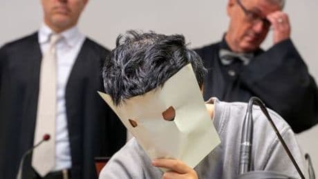 München: Angeklagter in Prozess wegen Versklavung jesidischer Mädchen wirft JVA Augsburg-Gablingen Misshandlungen vor